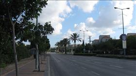רחוב ביבנה. צילום: Ori~, wikipedia רחוב ביבנה. צילום: Ori~, wikipedia