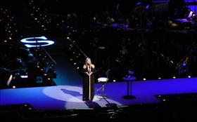 ברברה סטרייסנד בהופעה. צילום: Nadja von Massow, flickr ברברה סטרייסנד בהופעה. צילום: Nadja von Massow, flickr