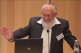 הרב ישראל רוזן, ראש מכון צומ''ת. צילום: יעקב, ויקיפדיה